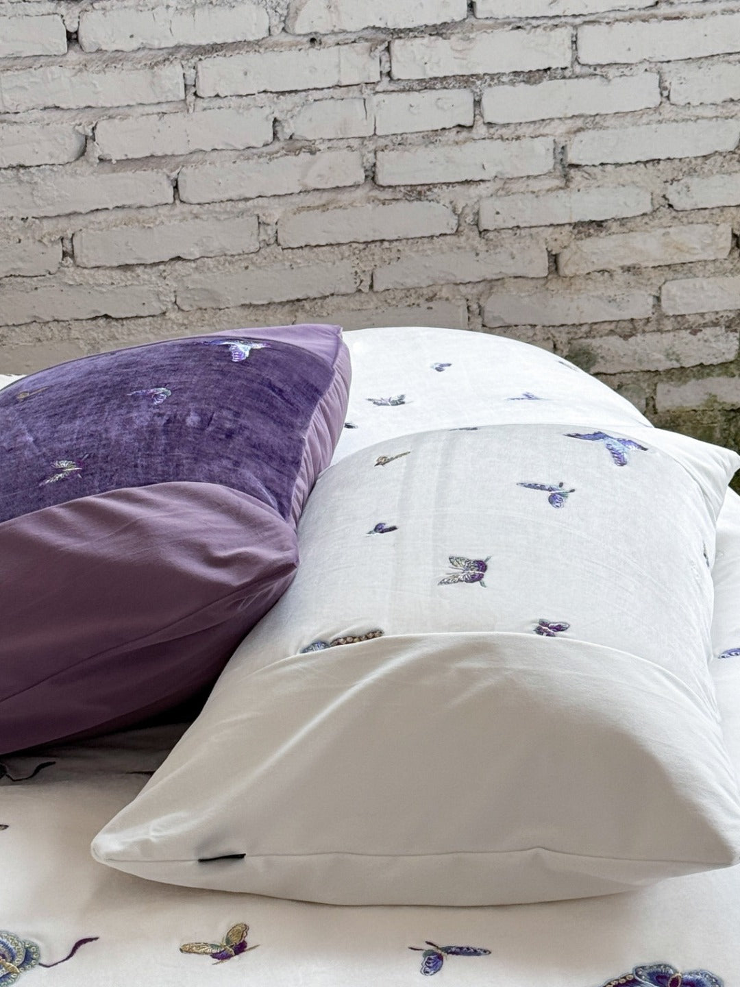 Amethyst Wing Ivory Butterfly Velvet Bedding Set original reference image 6
