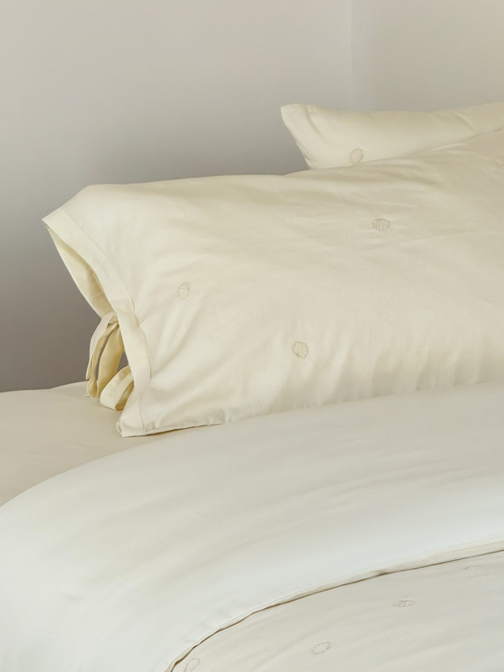 Bellisse Ivory & Blush Embroidered Washed Cotton Bedding Set original reference image 4
