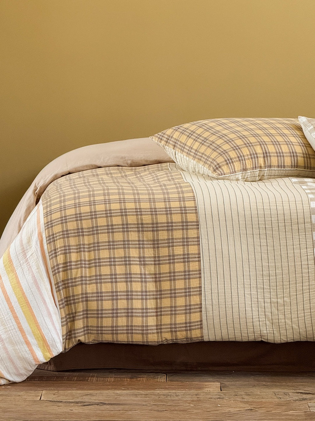 Brownie Isle Gingham & Stripe Patchwork Muslin Bedding Set original reference image 5