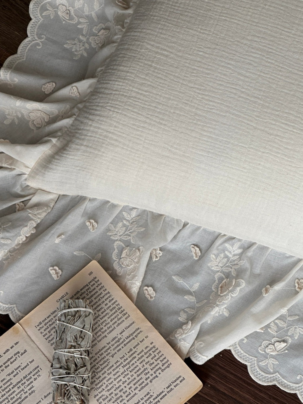 Elowen Pearl Ivory Embroidered Muslin Bedding Set original reference image 5