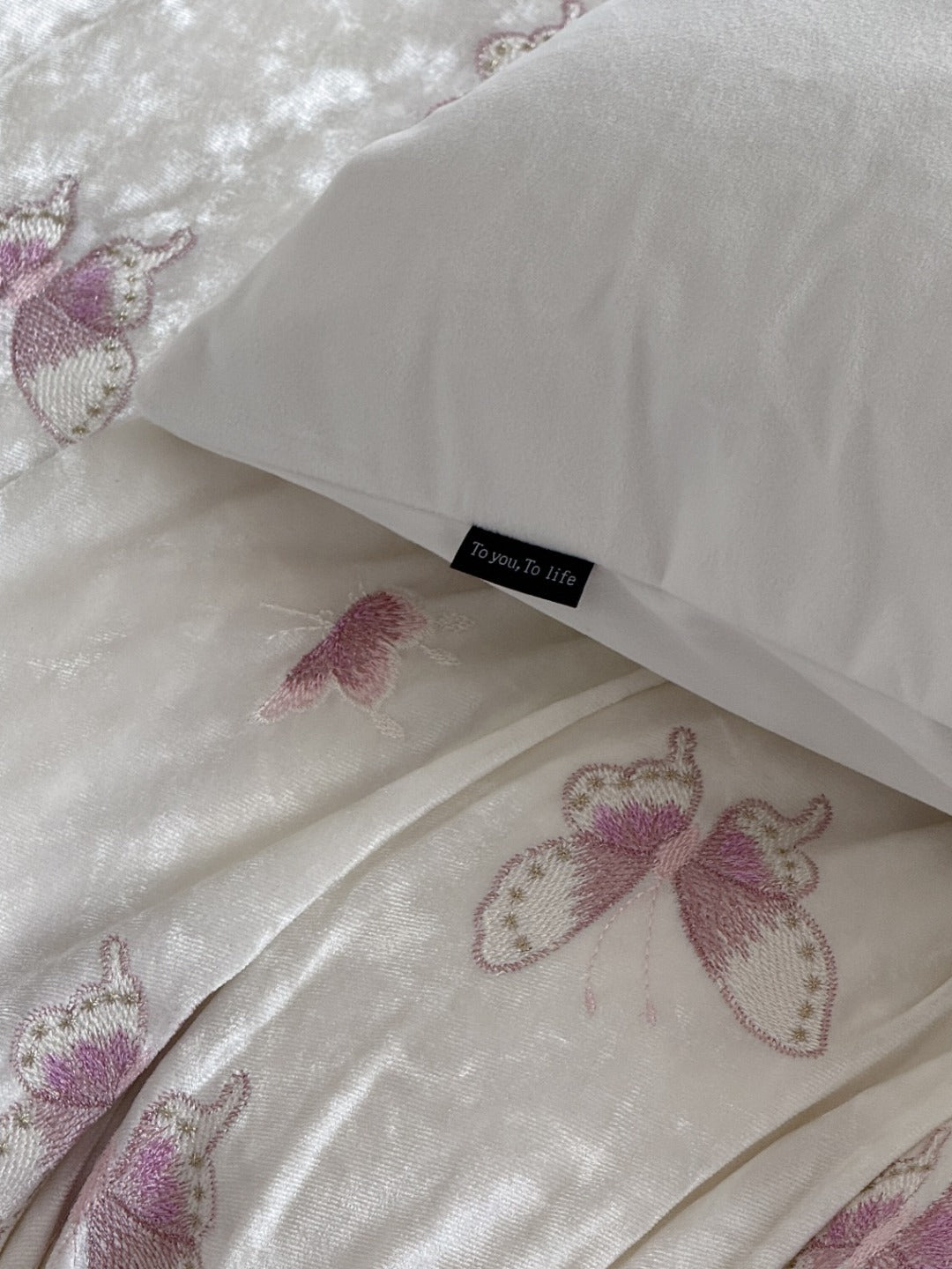 Liora Ivory & Rose Butterfly Velvet Bedding Set original reference image 2
