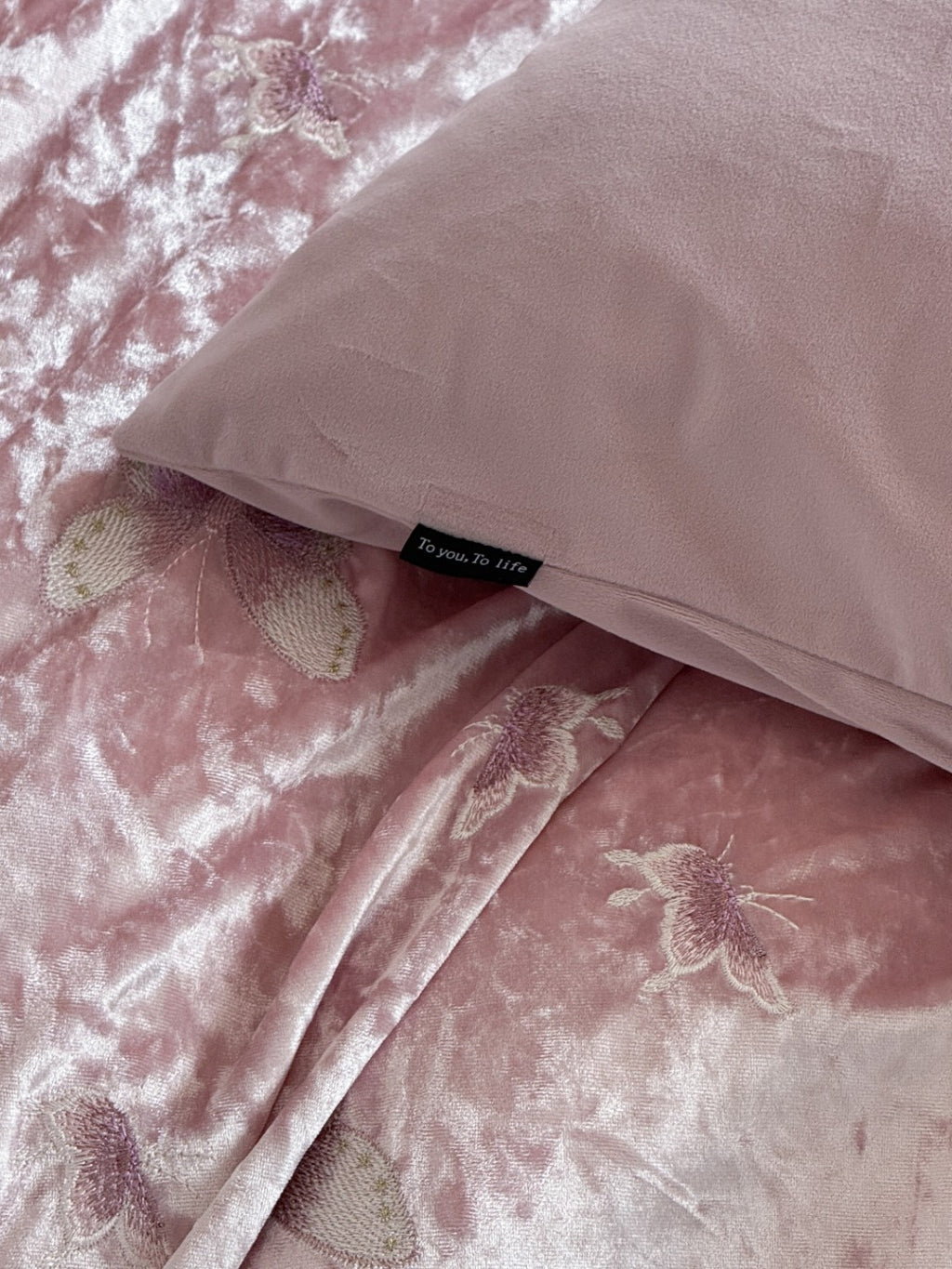 Liora Ivory & Rose Butterfly Velvet Bedding Set original reference image 10