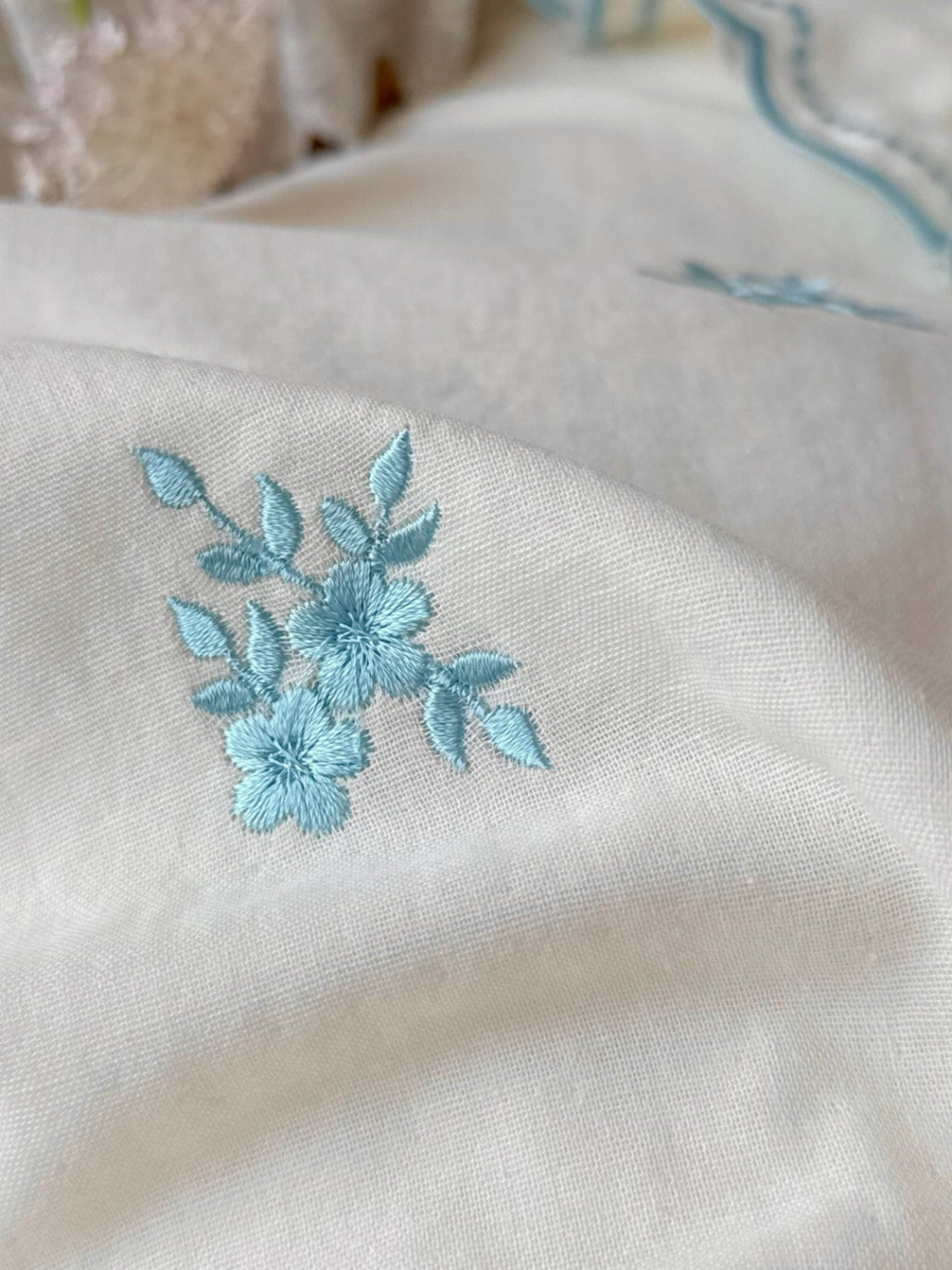 Marielle Scalloped Embroidered Muslin Bedding Set original reference image 22