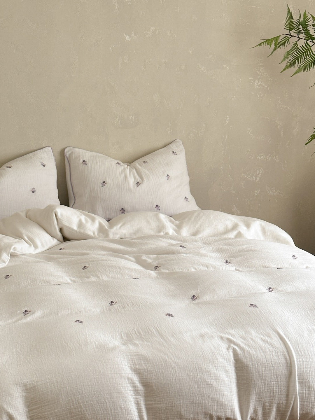 Petite Postcard Floral Embroidered Muslin Bedding Set original reference image 3