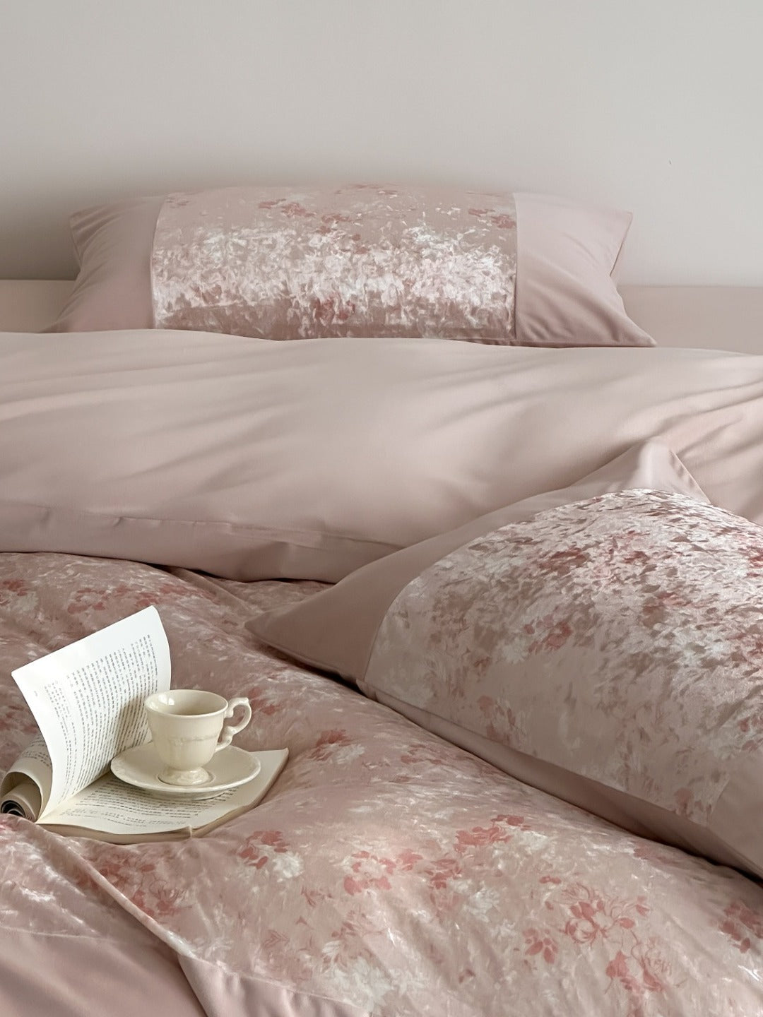 Rosalie Blush Floral Velvet Bedding Set original reference image 2