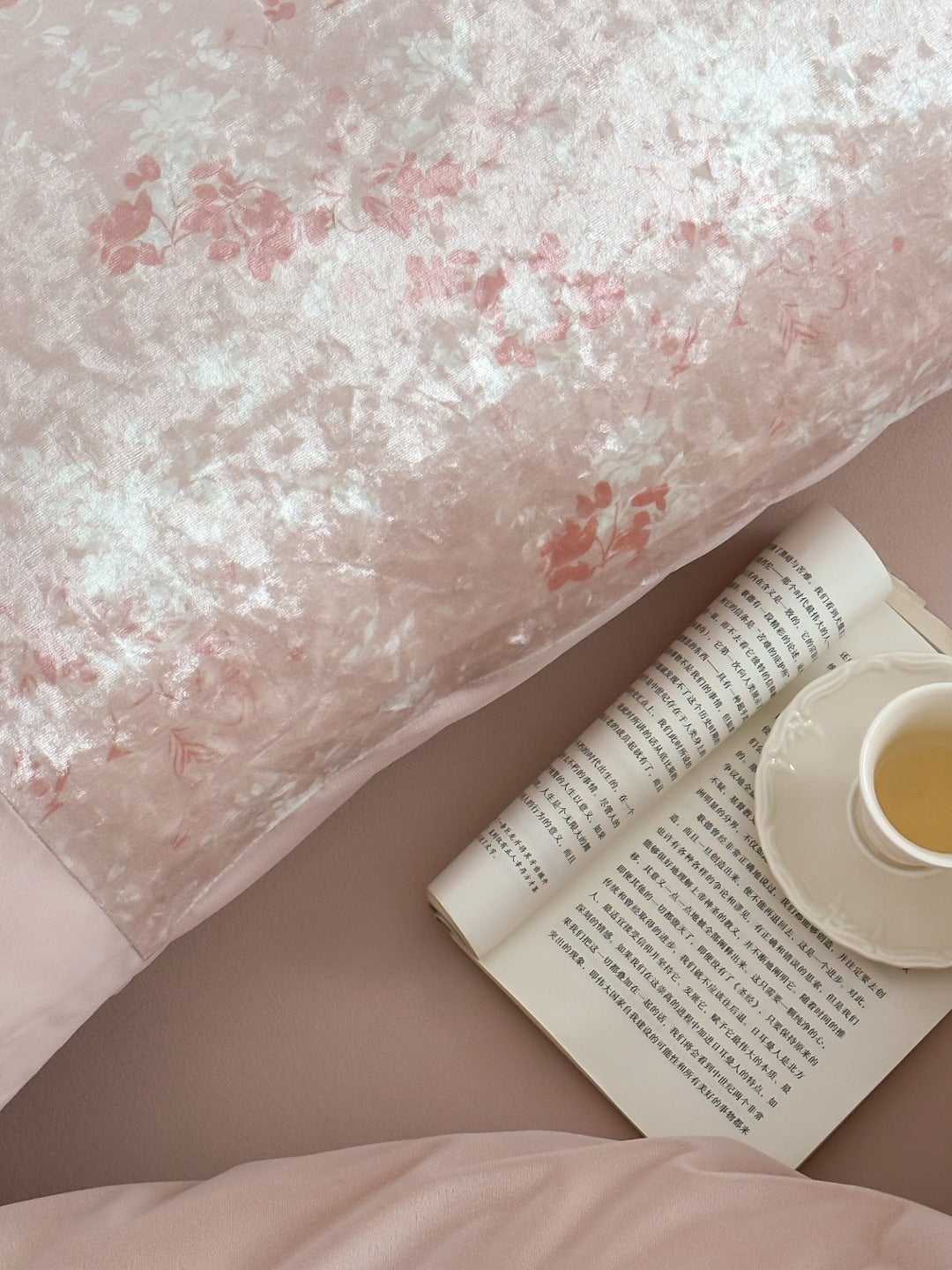 Rosalie Blush Floral Velvet Bedding Set original reference image 5