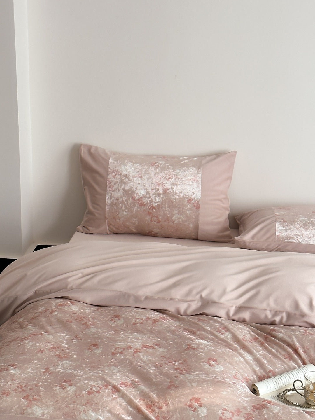 Rosalie Blush Floral Velvet Bedding Set original reference image 8