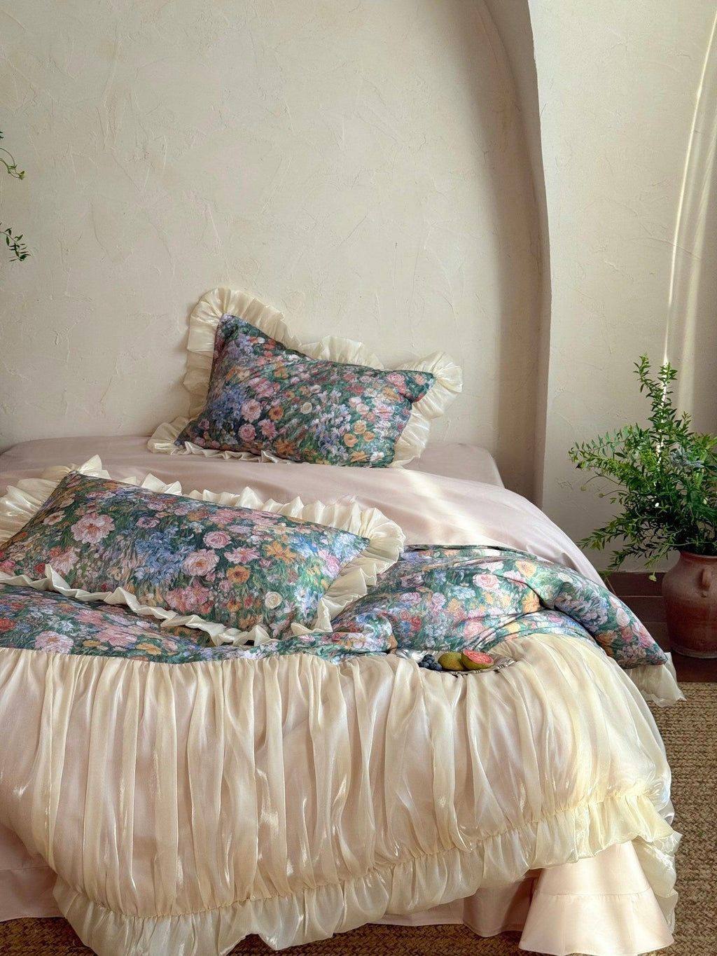 Vintage Oil Garden Ruched Bedding Set