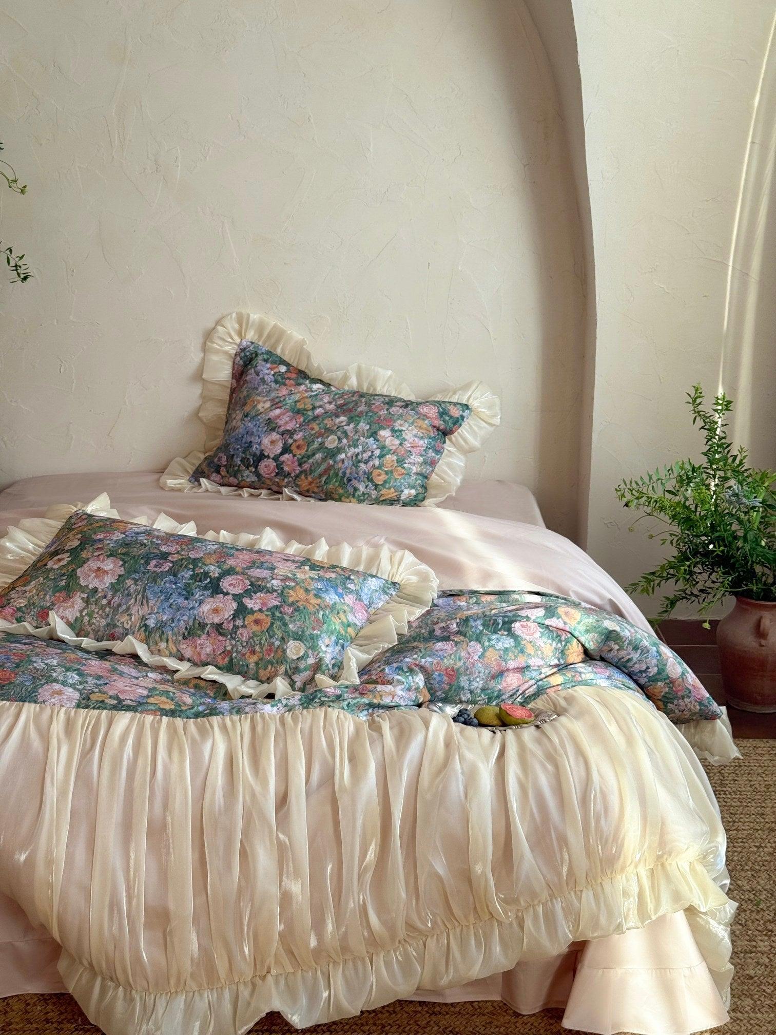 Vintage Oil Garden Ruched Bedding Set